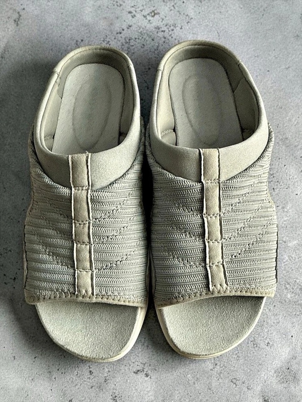 Easy Spirit Traciee 2 Gray Slip ons NWOT
